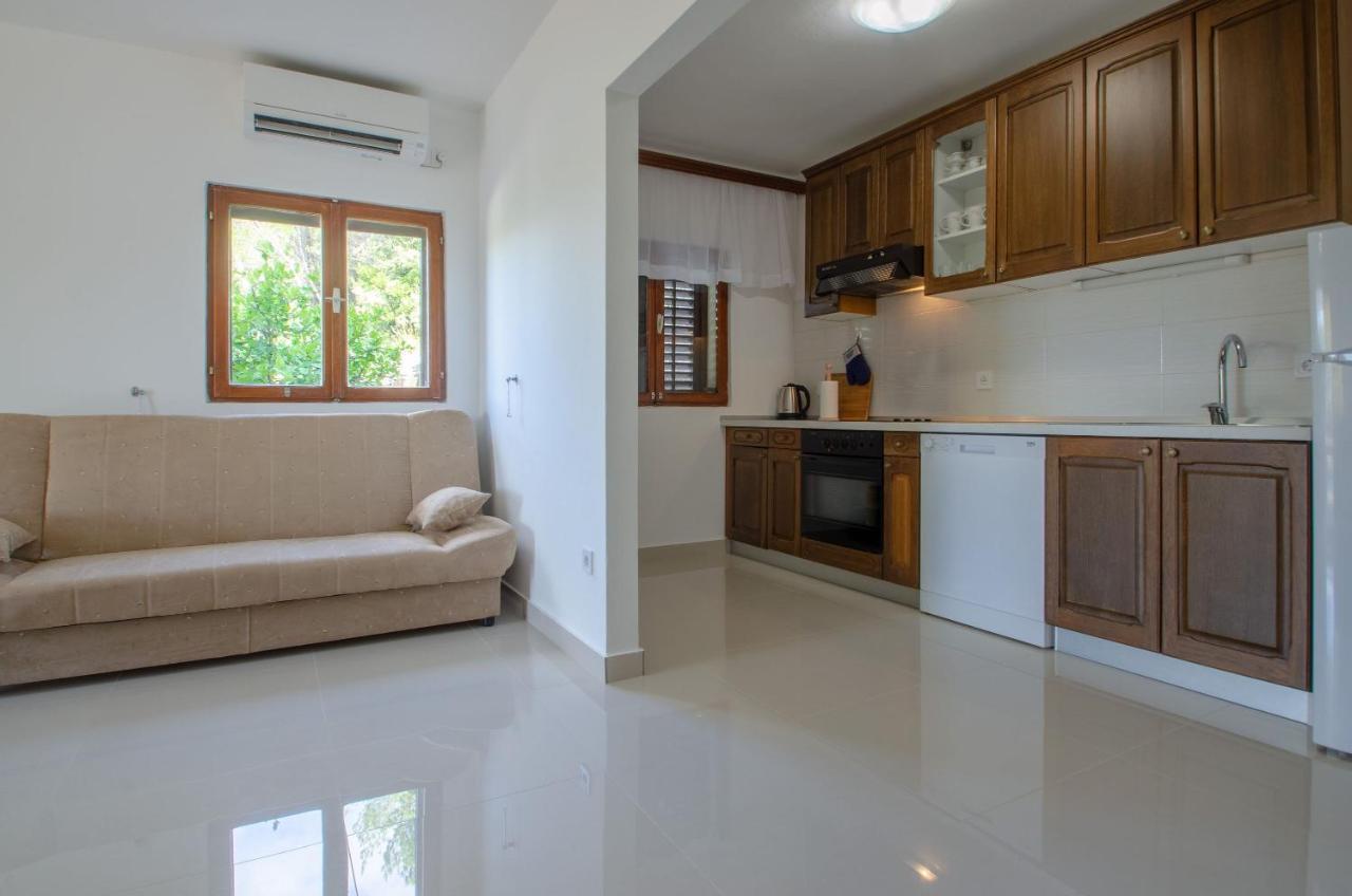 Panoramic Apartments Anic Blato  Exterior photo