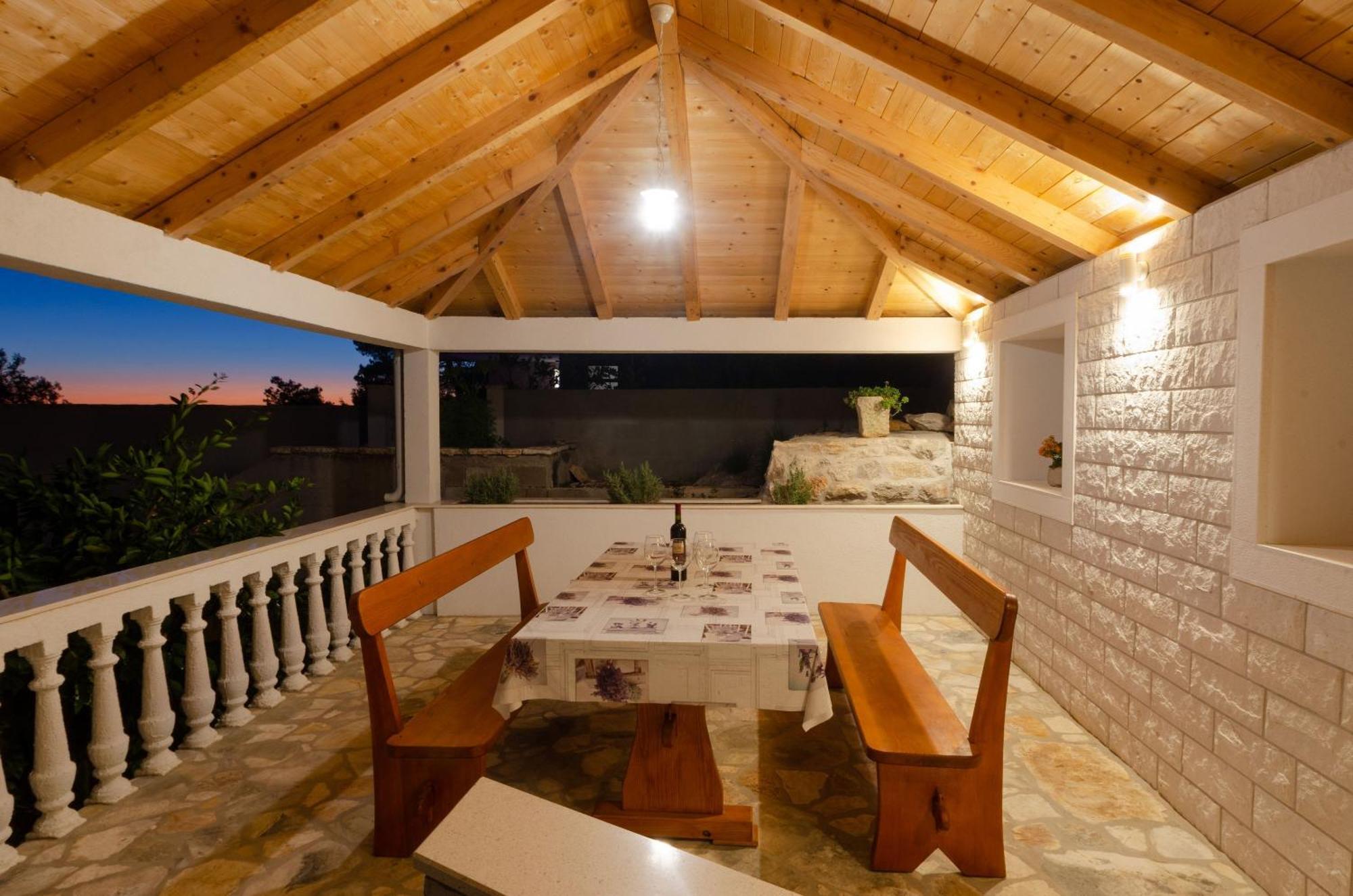 Panoramic Apartments Anic Blato  Exterior photo