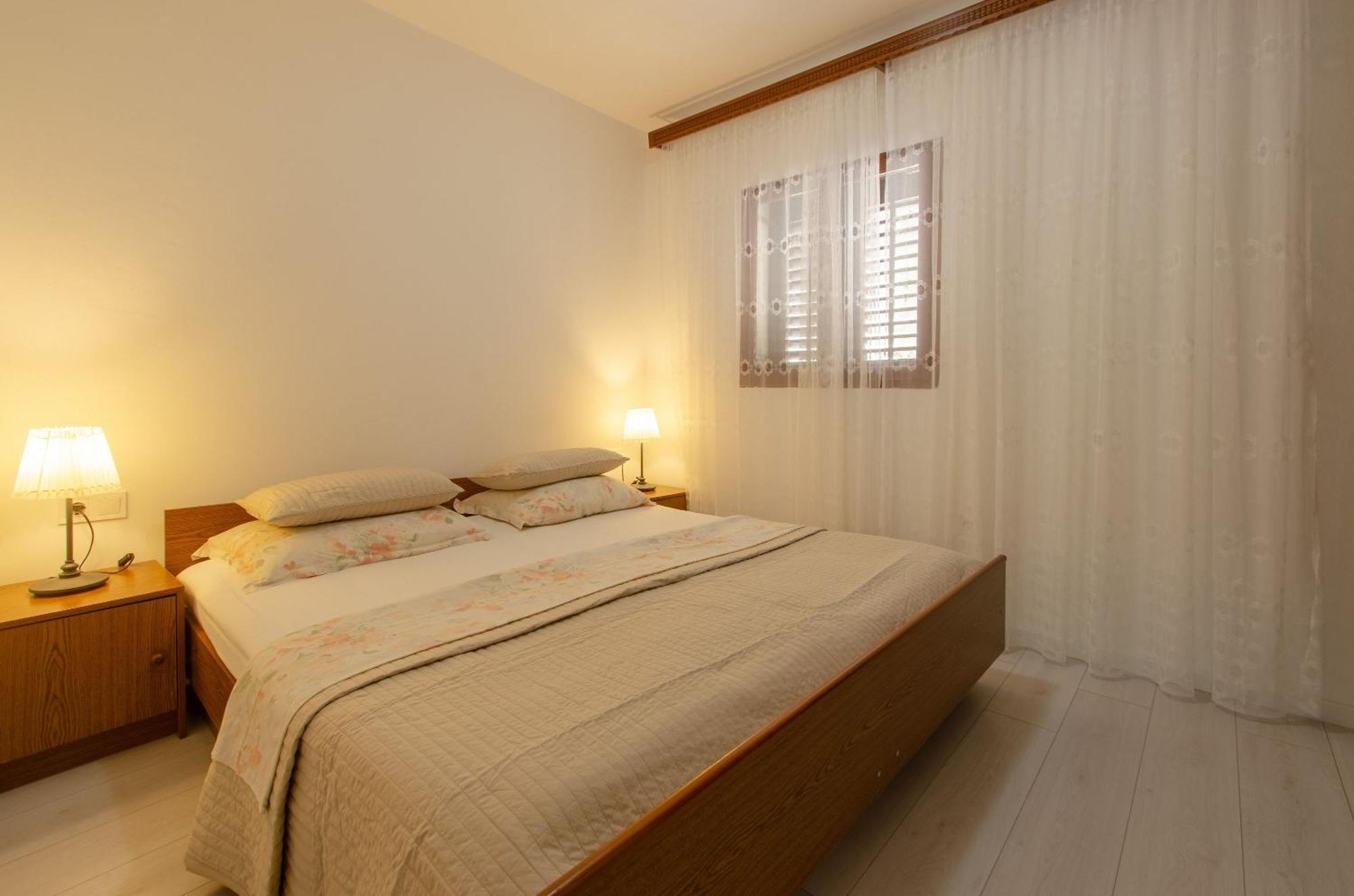 Panoramic Apartments Anic Blato  Room photo