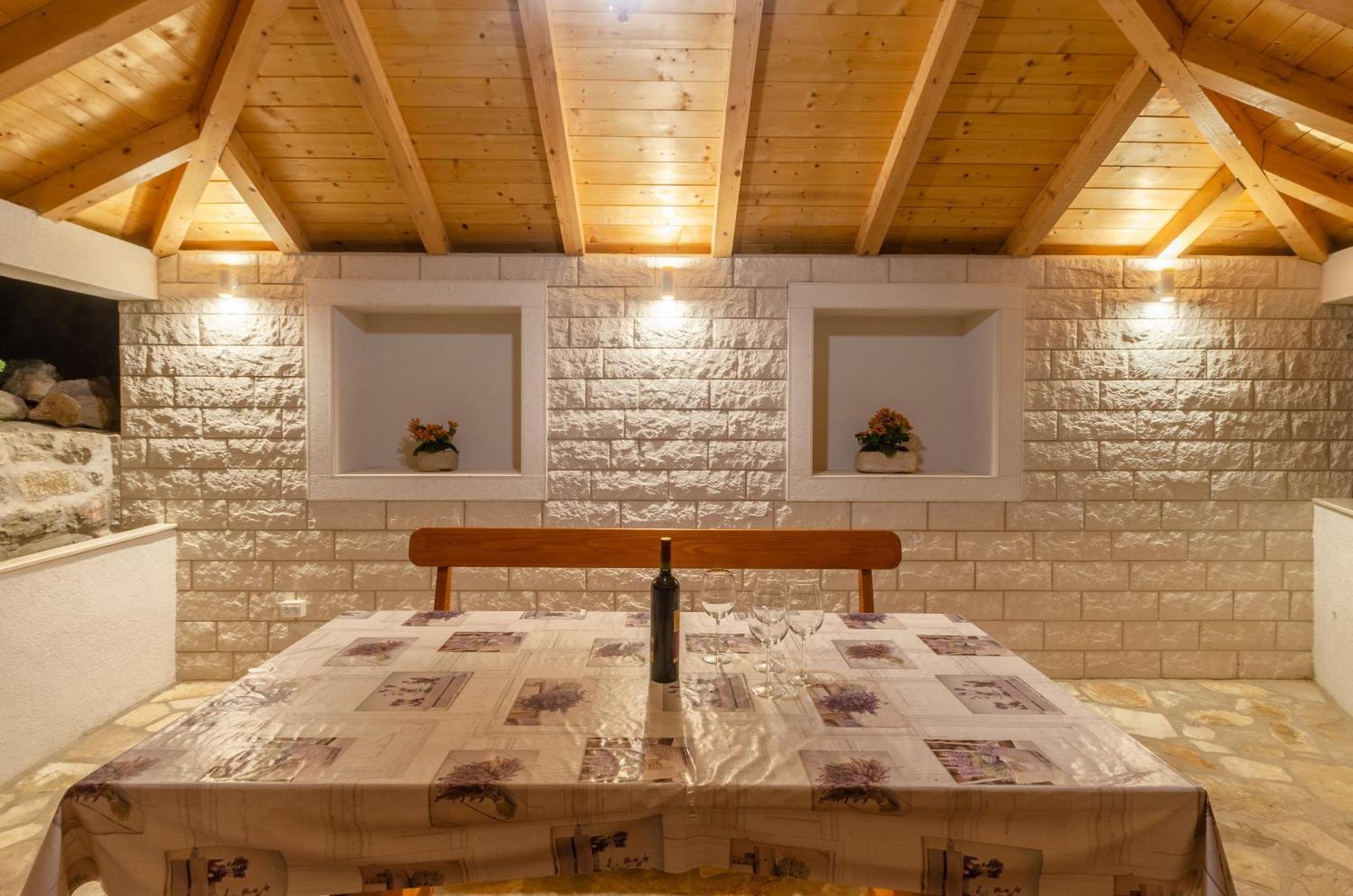 Panoramic Apartments Anic Blato  Room photo